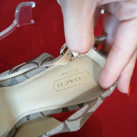 Coach shoes - Picture 7 of 8